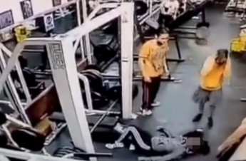 Woman Dies Smith Machine Squat Video